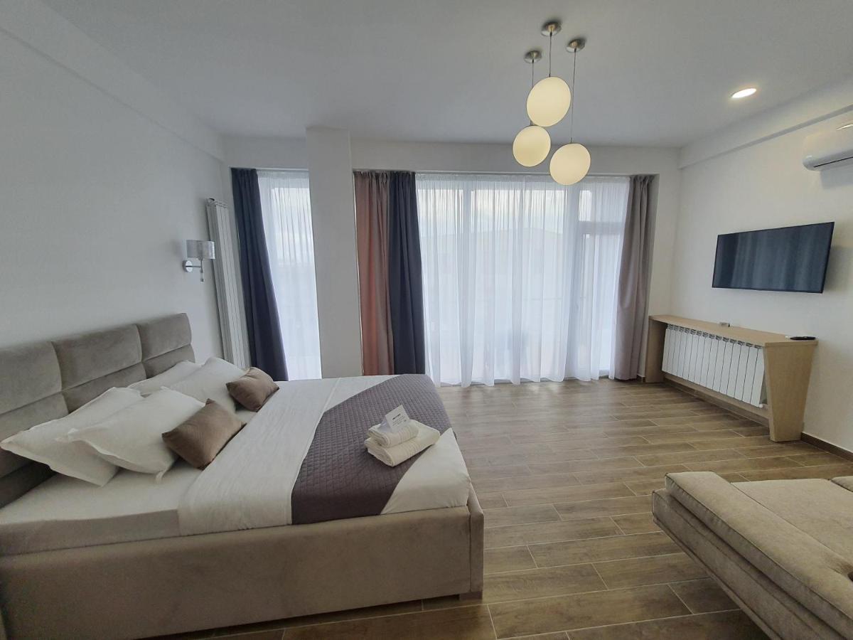 Mianelly Apartments Mamaia Nord Năvodari Esterno foto