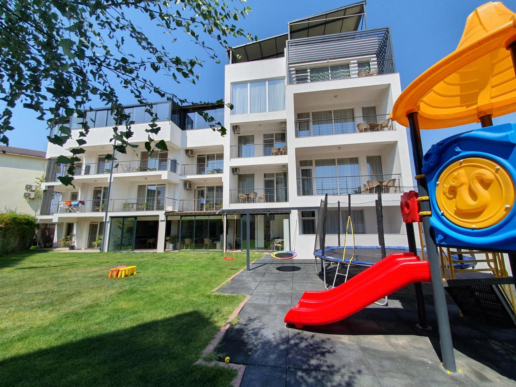 Mianelly Apartments Mamaia Nord Năvodari Esterno foto